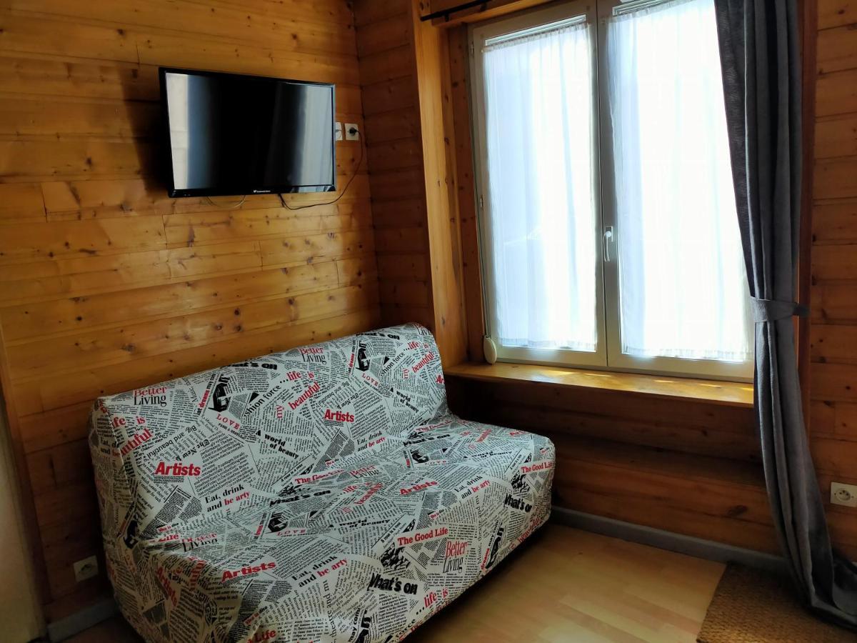 Agréable appartement de 48 m² en RDC La Bourboule Esterno foto