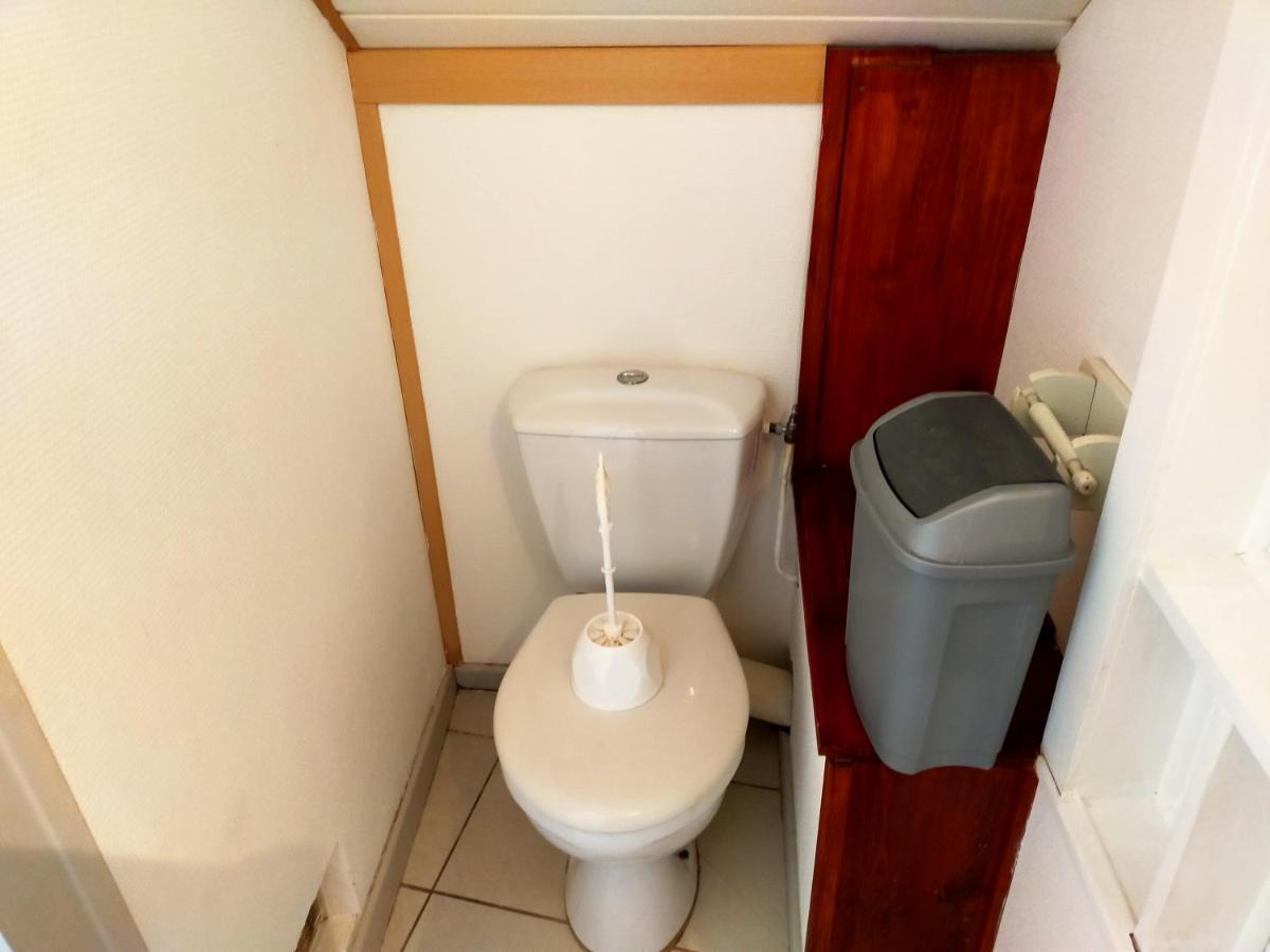 Agréable appartement de 48 m² en RDC La Bourboule Esterno foto