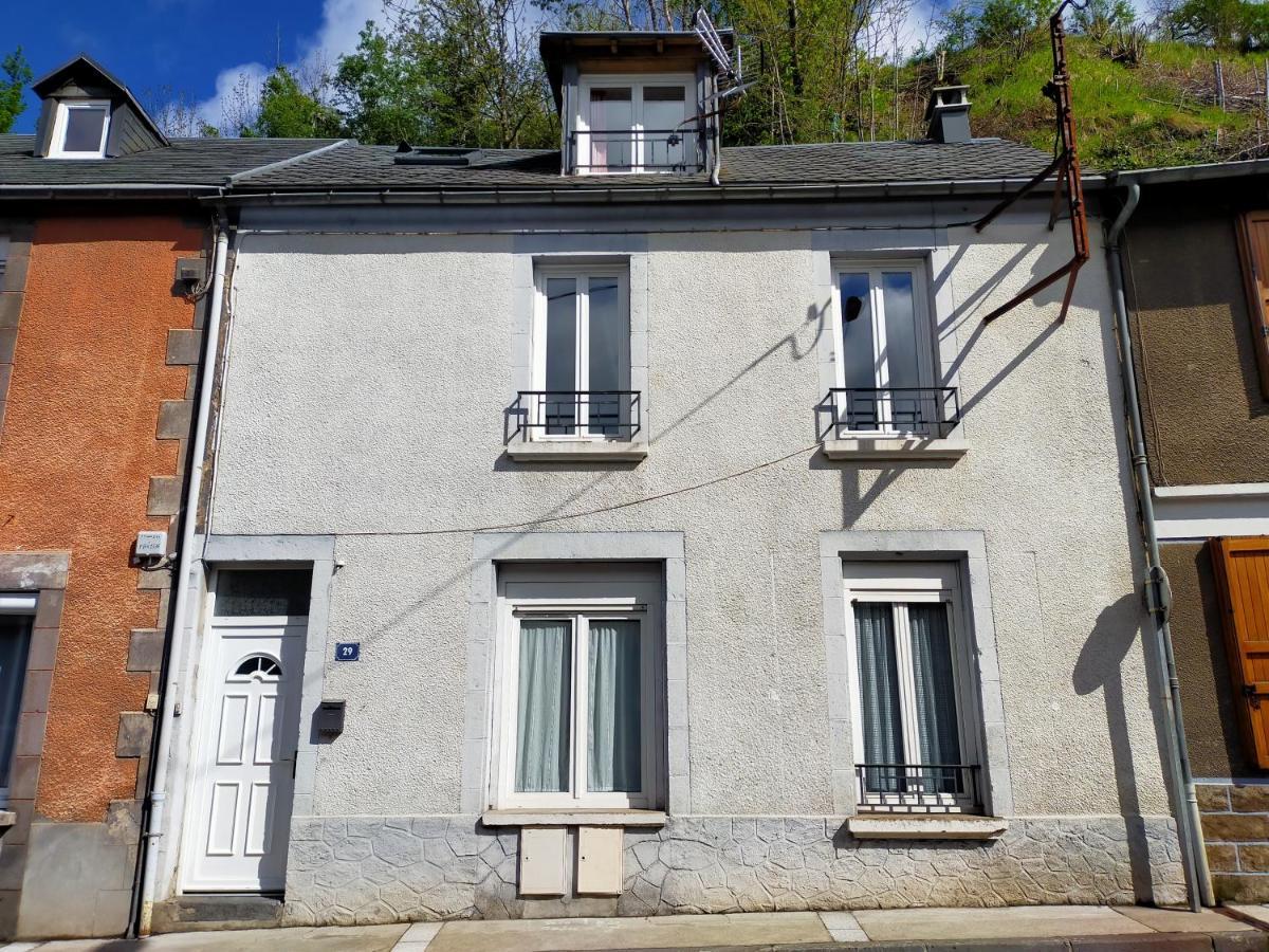 Agréable appartement de 48 m² en RDC La Bourboule Esterno foto